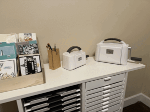 Die Cutting & Embossing Station - Stamp4Joy.com